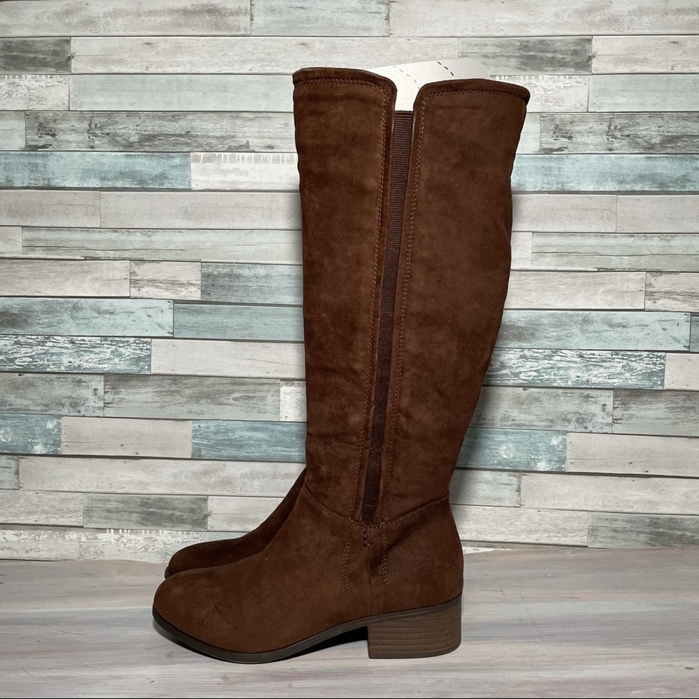 Brown Knee-High Women's Boots